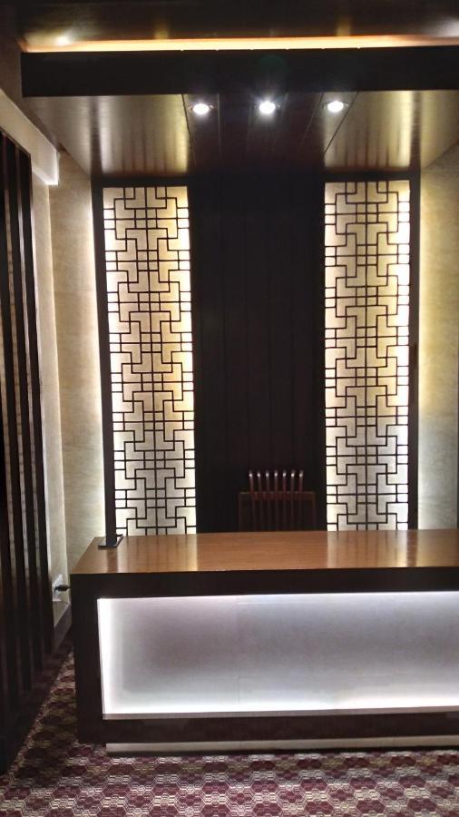 Center Point Apartment ダッカ エクステリア 写真
