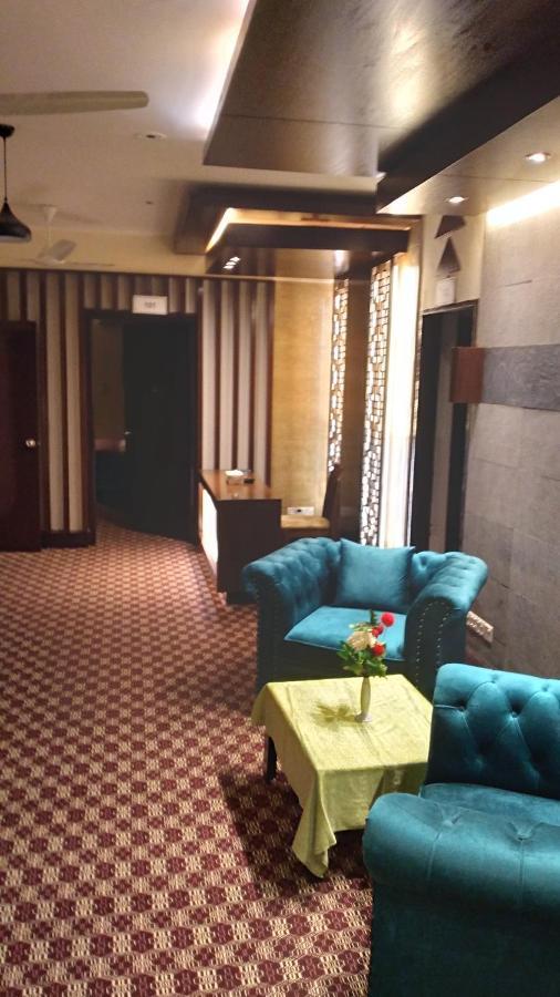 Center Point Apartment ダッカ エクステリア 写真