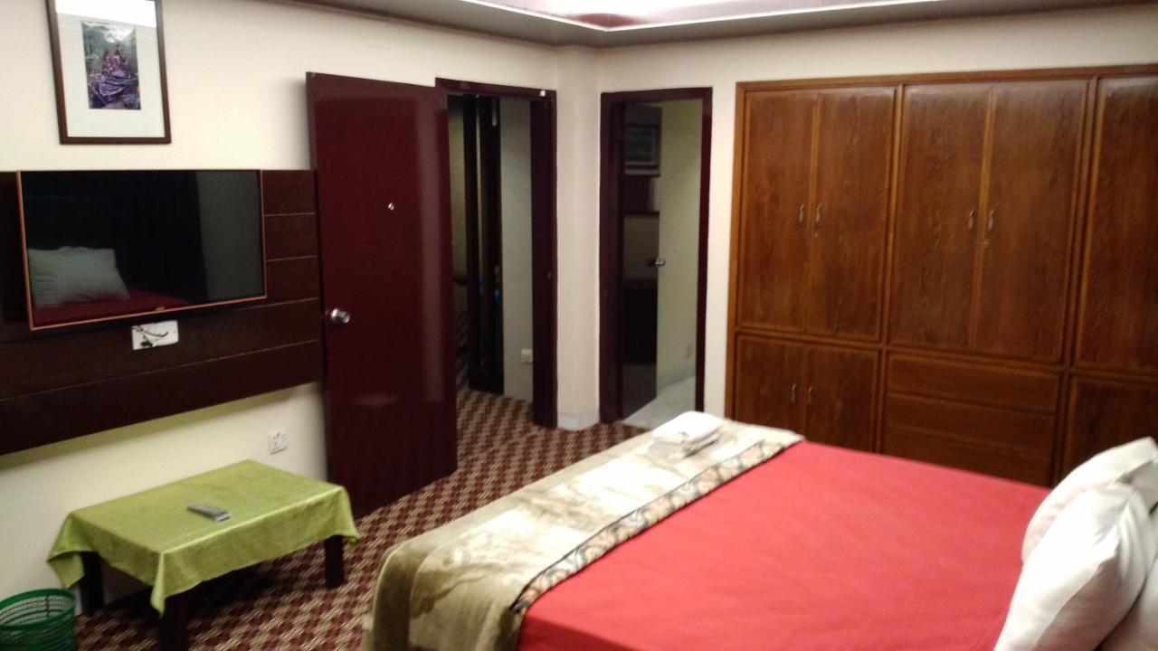 Center Point Apartment ダッカ エクステリア 写真