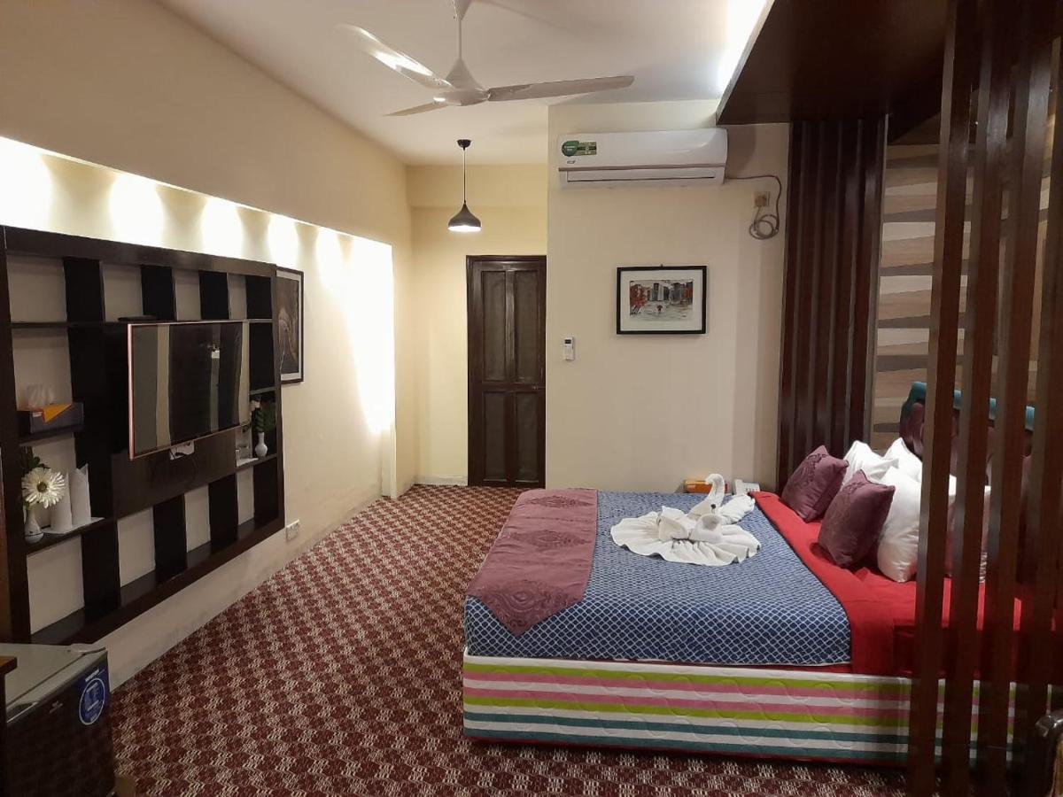 Center Point Apartment ダッカ エクステリア 写真