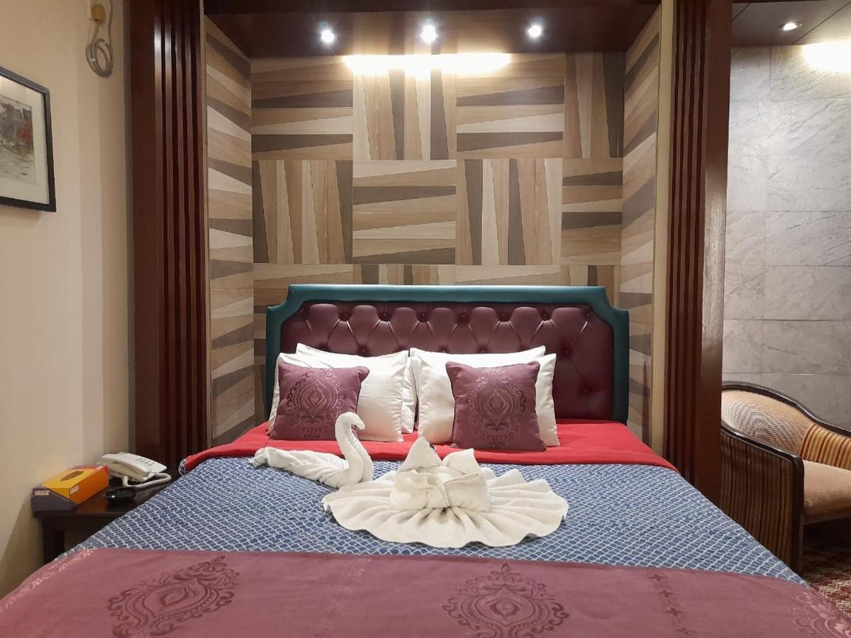 Center Point Apartment ダッカ エクステリア 写真